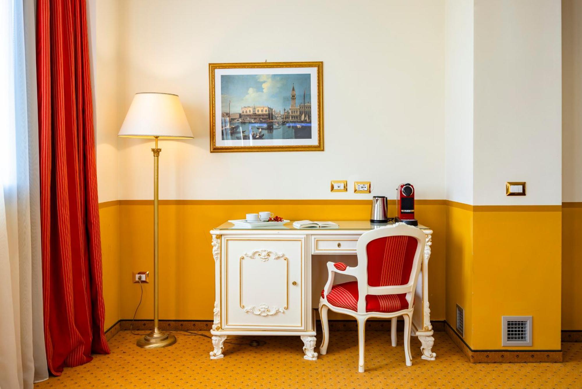Hotel Il Gentiluomo Arezzo Exterior photo